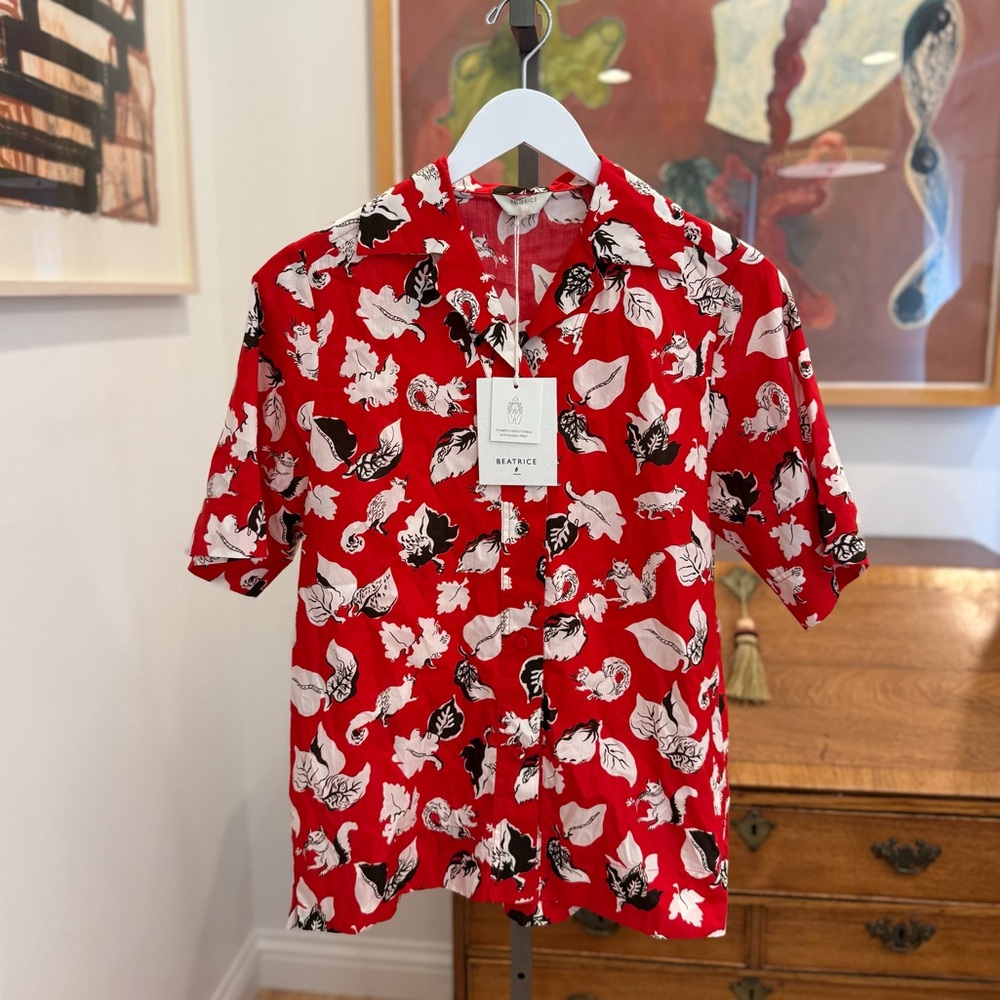 Beatrice b. Squirrel Shirt